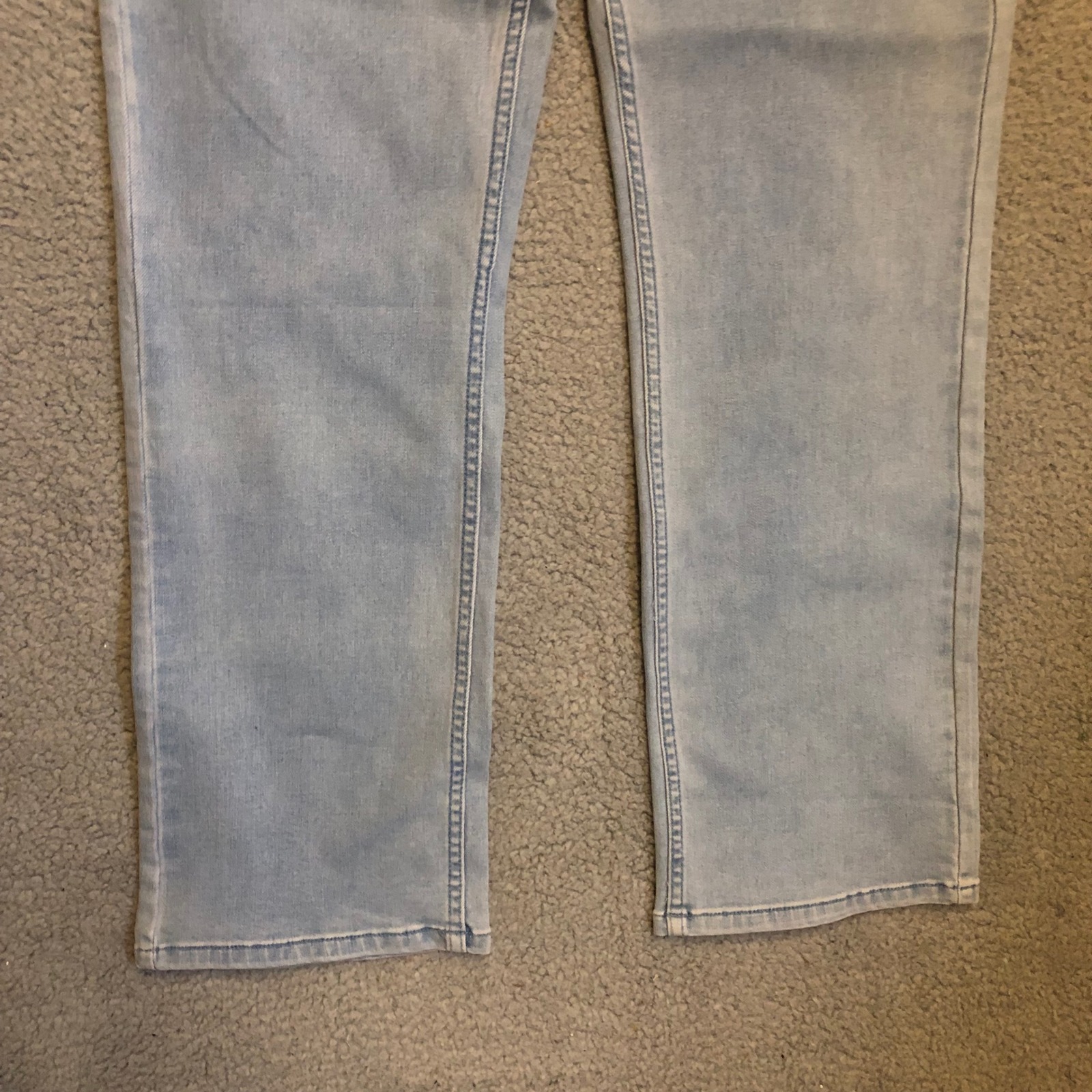 Ccs Standard Plus Straight Leg Jeans Light Wash Mens 32x30 Nwt Skate Denim — image 5 of 8